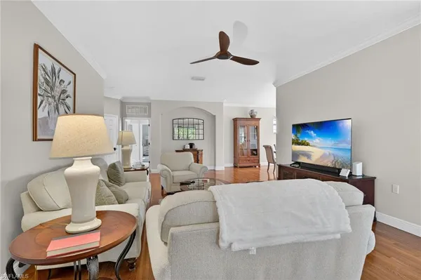 $600,000 | 3913 Forest Glen Boulevard, Unit 201, Naples, FL 34114