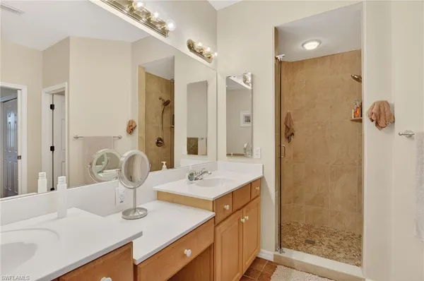 $600,000 | 3913 Forest Glen Boulevard, Unit 201, Naples, FL 34114