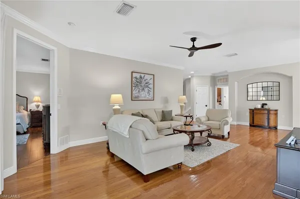 $600,000 | 3913 Forest Glen Boulevard, Unit 201, Naples, FL 34114