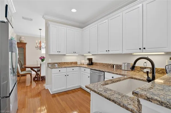 $600,000 | 3913 Forest Glen Boulevard, Unit 201, Naples, FL 34114