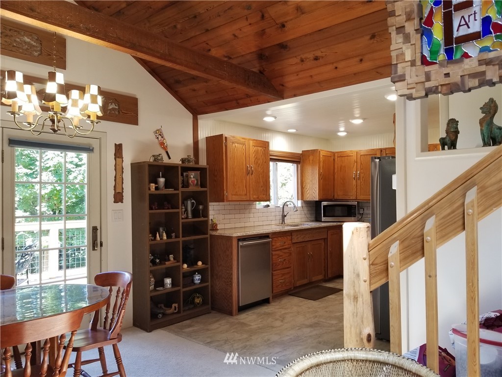 4145 Malachite Road Bellingham, WA 98226 - Photo 17 of 23 Gallery Image 17