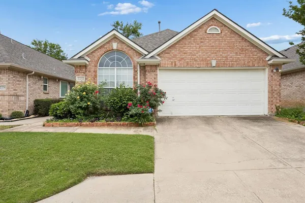 $350,000 | 2232 Wembley Wood Lane, Bedford, TX 76022