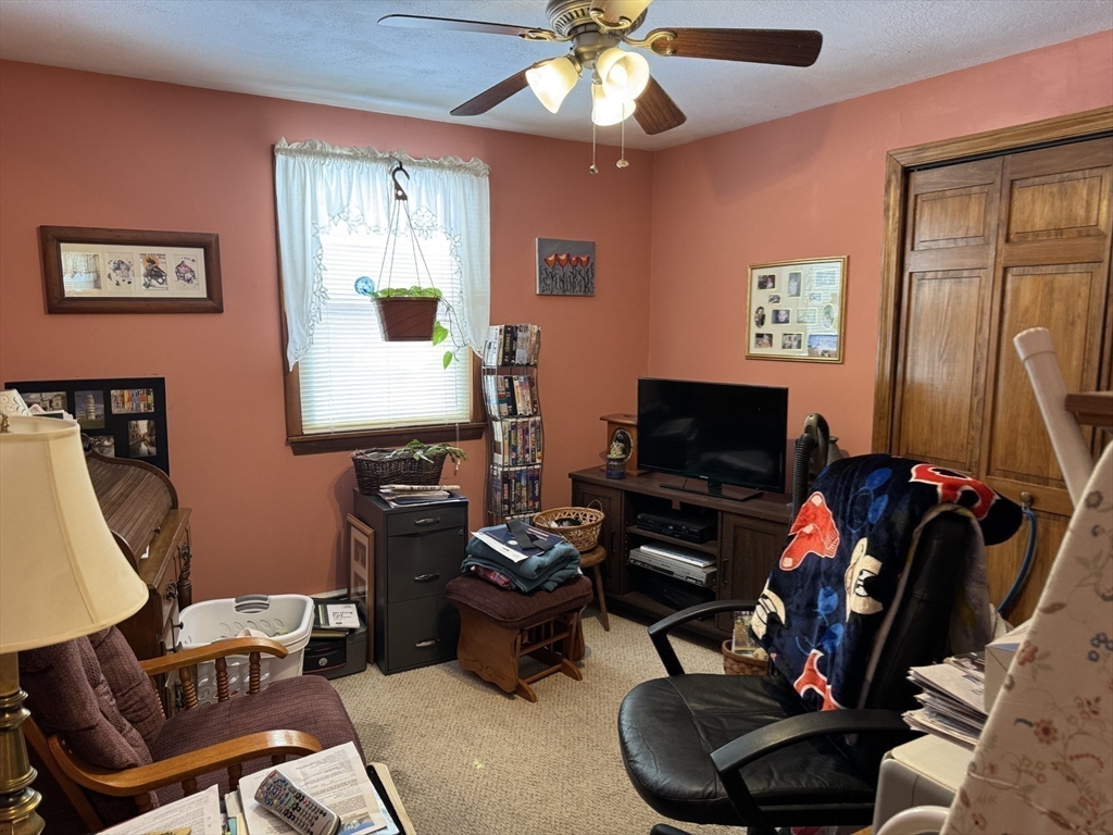 113 Meadow Road Spencer, MA 01562 - Photo 23 of 29 Gallery Image 23