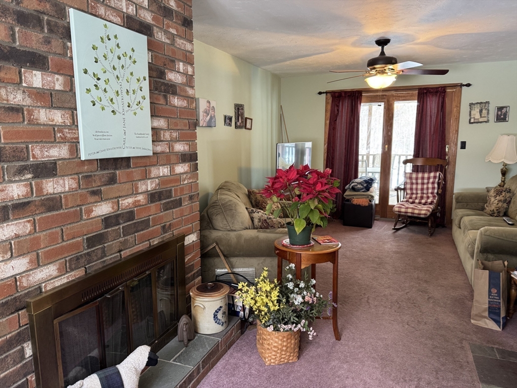 113 Meadow Road Spencer, MA 01562 - Photo 9 of 29 Gallery Image 9