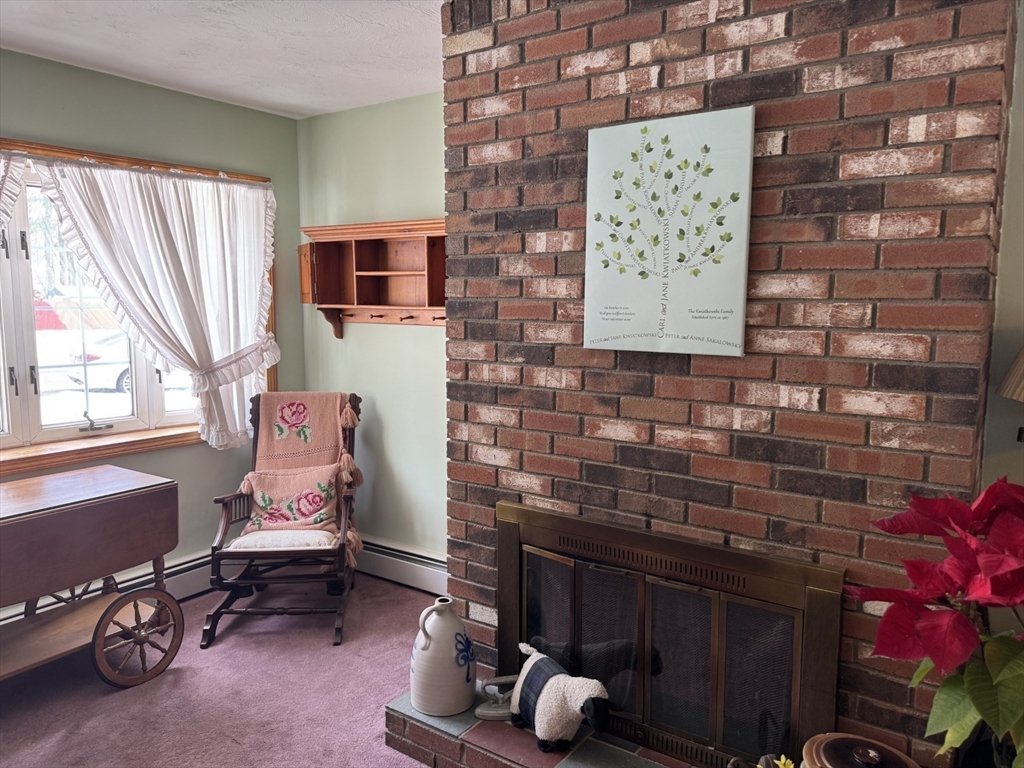 113 Meadow Road Spencer, MA 01562 - Photo 10 of 29 Gallery Image 10
