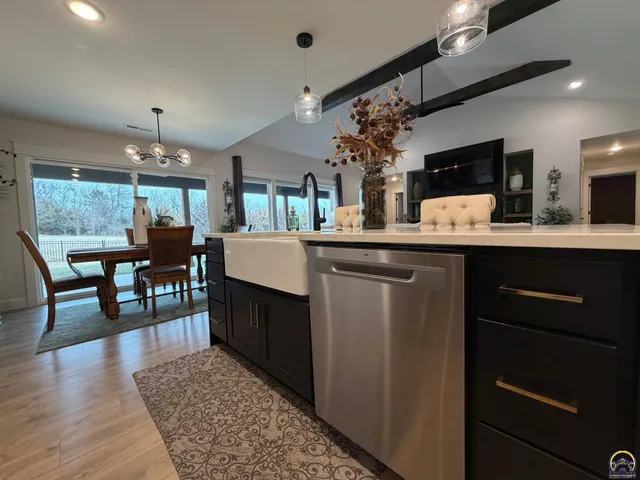 $399,900 | 2314 Northwest 49th Terrace, Topeka, KS 66618