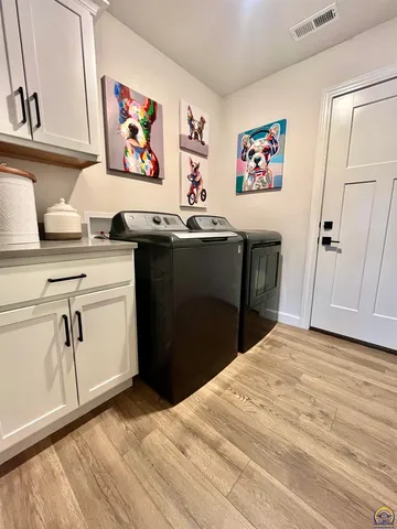 $399,900 | 2314 Northwest 49th Terrace, Topeka, KS 66618