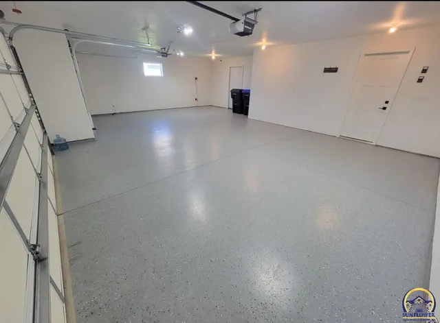 $399,900 | 2314 Northwest 49th Terrace, Topeka, KS 66618