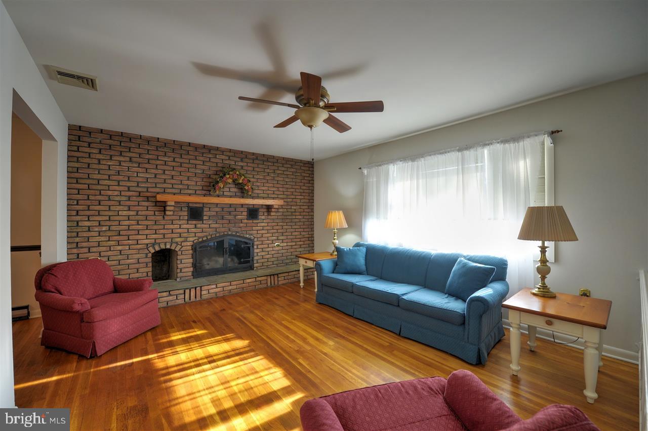 875 Pheasant Road Harrisburg, PA 17112 - Photo 3 of 22 Gallery Image 3