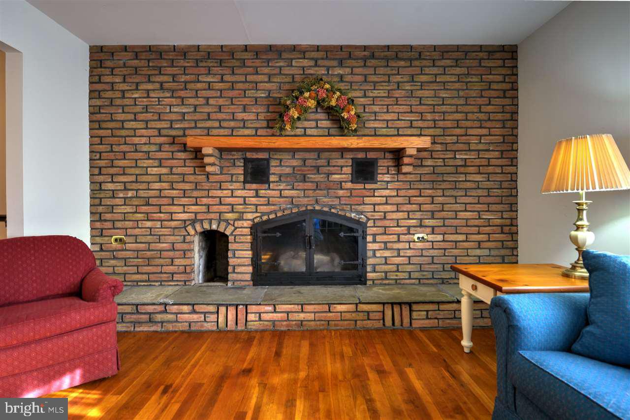 875 Pheasant Road Harrisburg, PA 17112 - Photo 5 of 22 Gallery Image 5