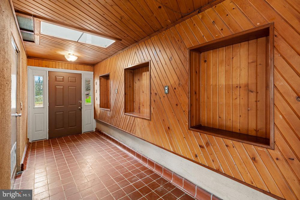 367 Bridge Valley Road Pequea, PA 17565 - Photo 22 of 51 a view of an entryway