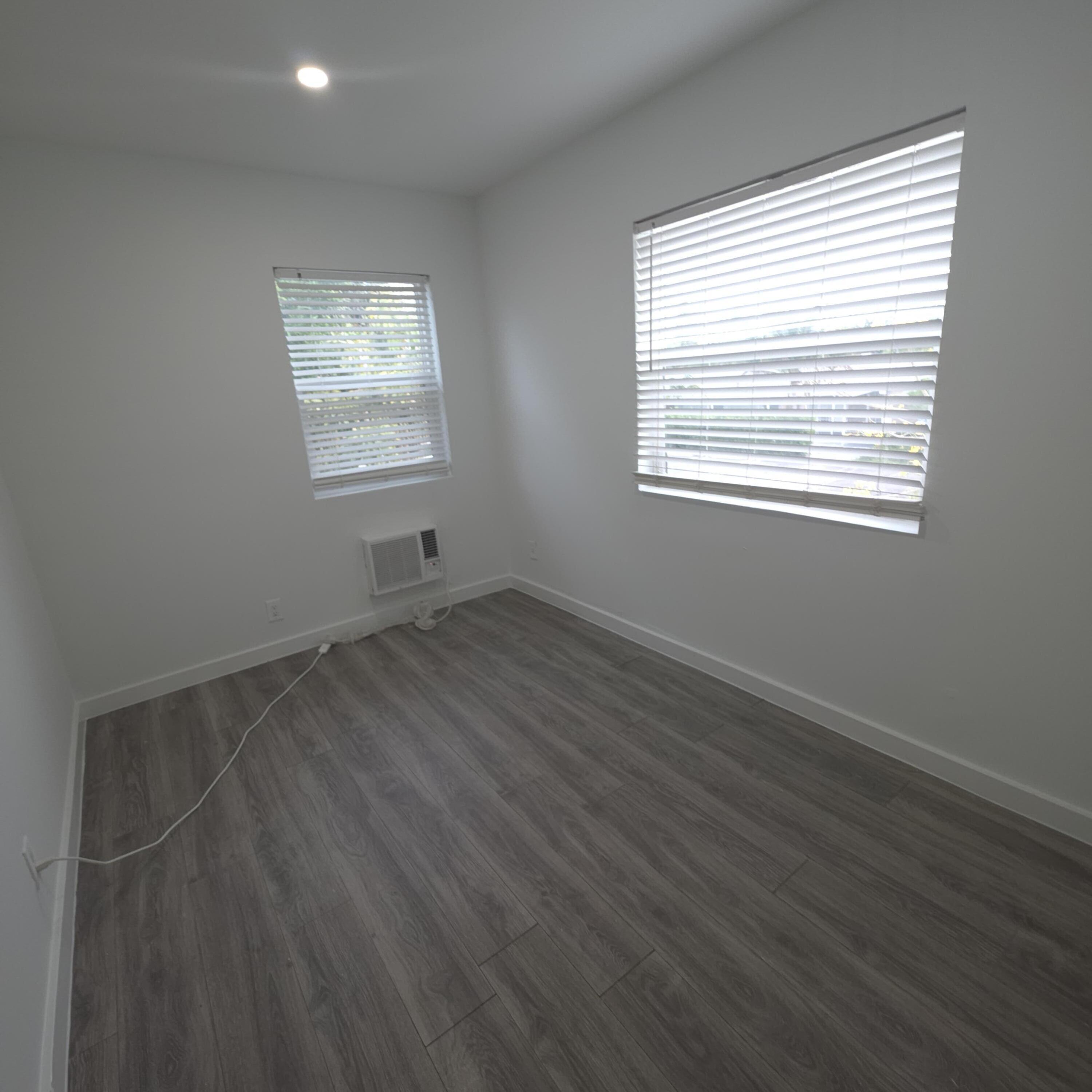 906 North Riverside Drive, Unit 19 Pompano Beach, FL 33062 - Photo 13 of 20 2nd Bedroom