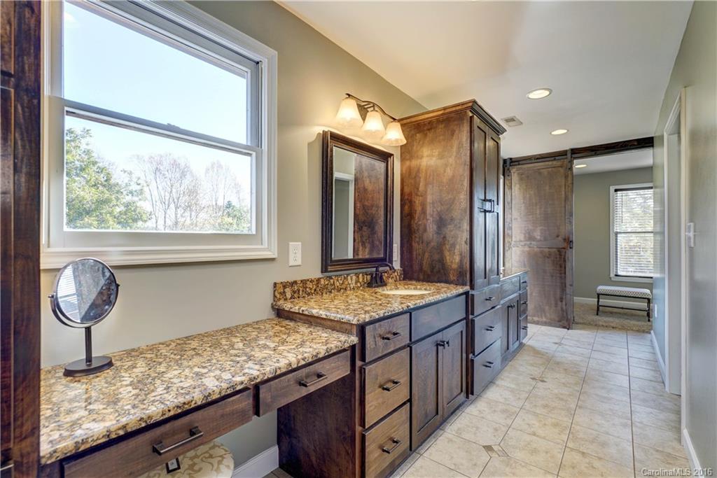 207 Wiggins Road Mooresville, NC 28115 - Photo 12 of 24 Gallery Image 12