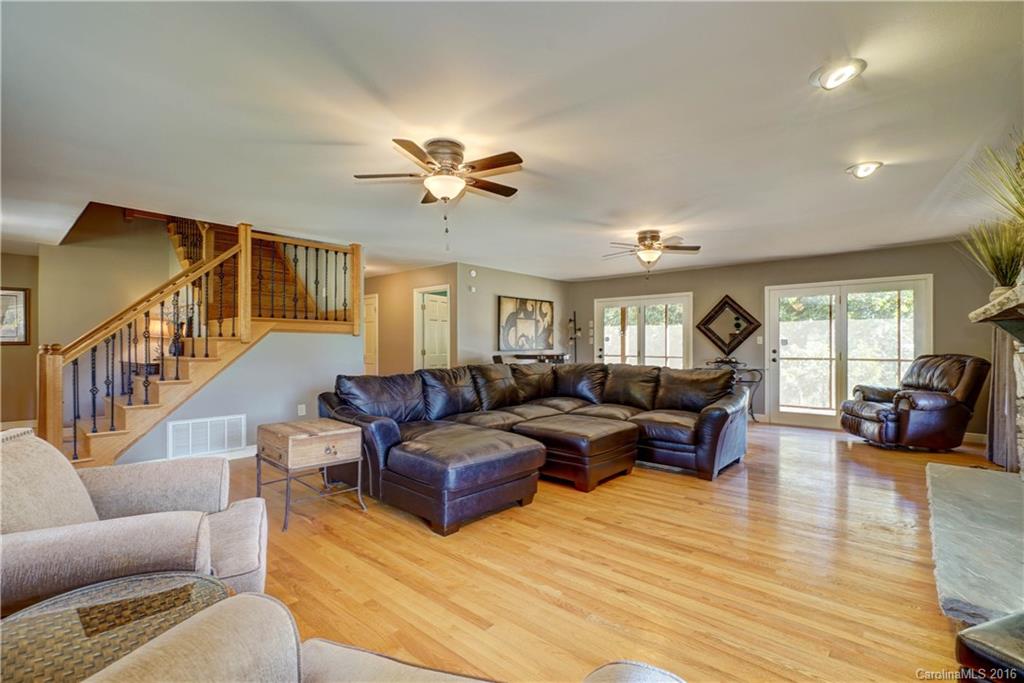 207 Wiggins Road Mooresville, NC 28115 - Photo 4 of 24 Gallery Image 4