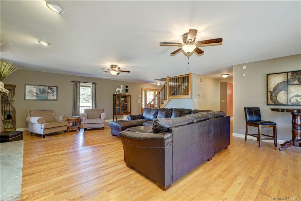 207 Wiggins Road Mooresville, NC 28115 - Photo 5 of 24 Gallery Image 5