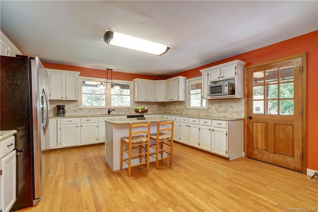207 Wiggins Road Mooresville, NC 28115 - Photo 6 of 24 Gallery Image 6