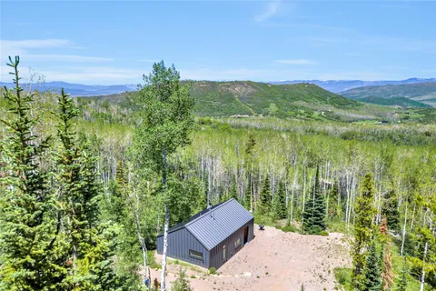 $1,150,000 | 24700 Lone Tooth Trail, Oak Creek, CO 80467