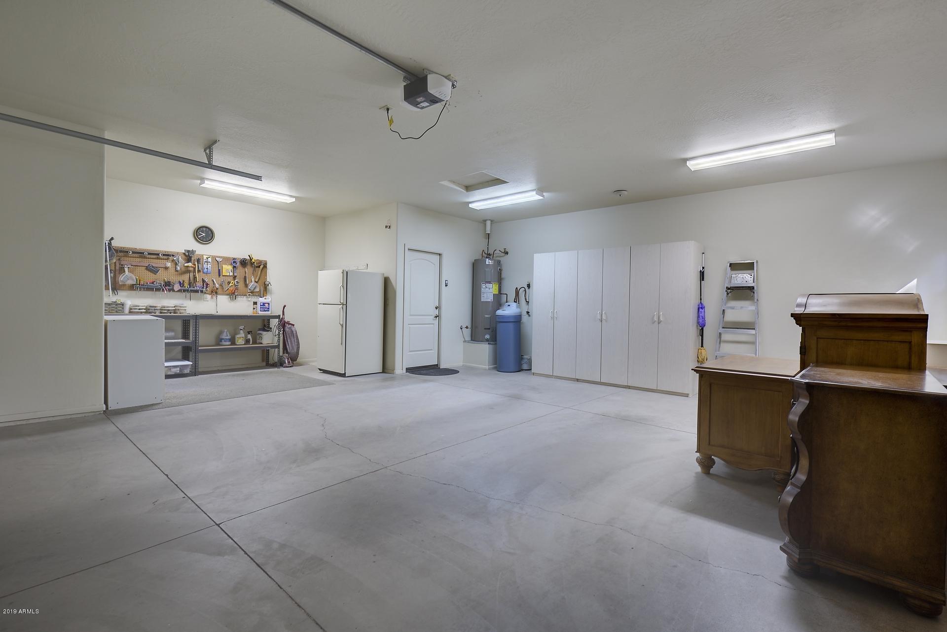 604 East Elk Ridge Drive Payson, AZ 85541 - Photo 36 of 40 36 Garage