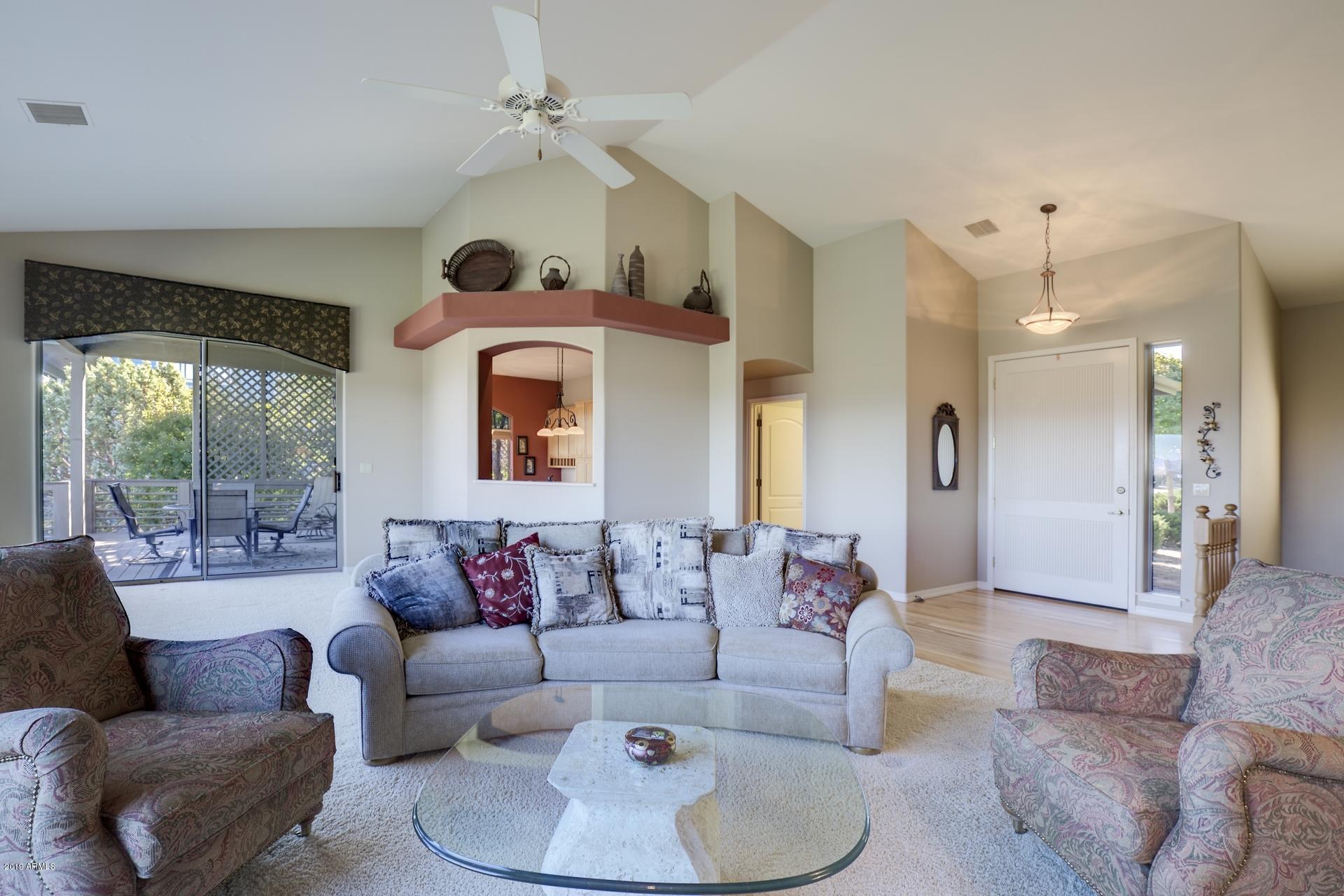 604 East Elk Ridge Drive Payson, AZ 85541 - Photo 8 of 40 Living Room