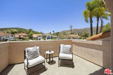 $998,000 | 566 Innwood Road, Simi Valley, CA 93065