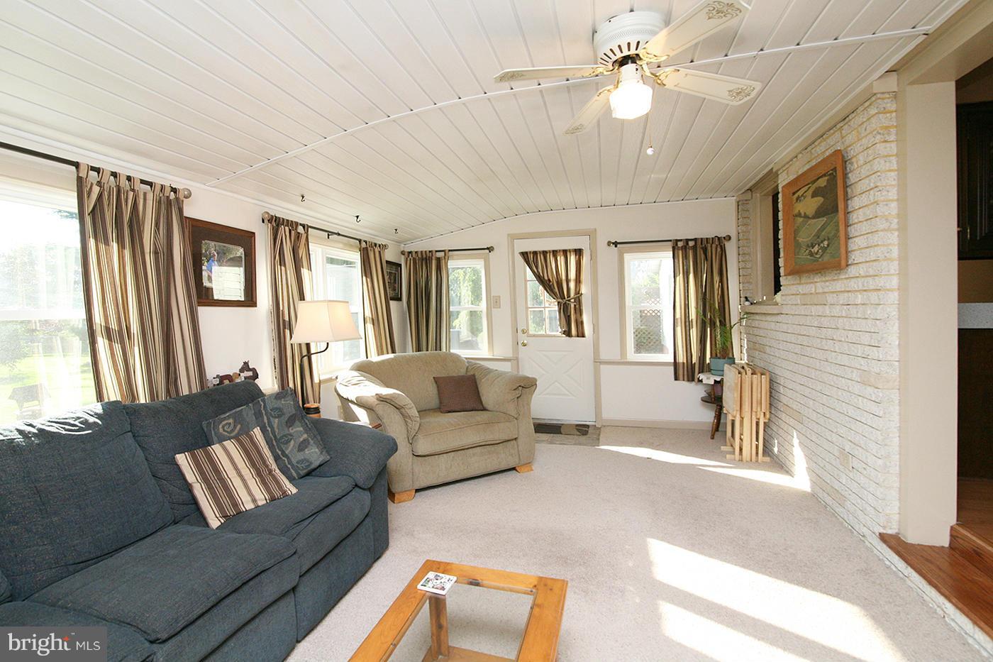 4520 Maple Grove Road Hampstead, MD 21074 - Photo 14 of 29 Family Room