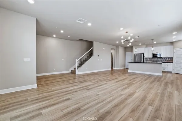 $1,300,000 | 19109 Azul Lane, Huntington Beach, CA 92648