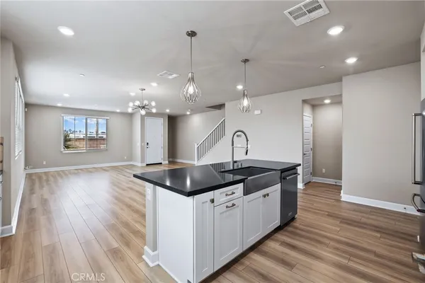 $1,300,000 | 19109 Azul Lane, Huntington Beach, CA 92648