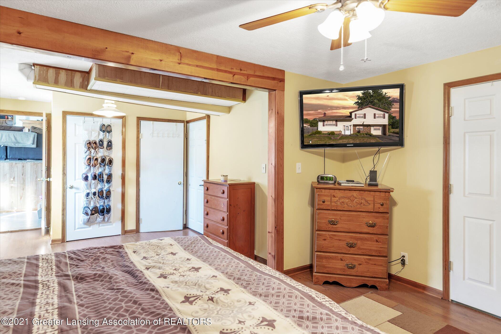 5400 North Michigan Road Dimondale, MI 48821 - Photo 20 of 38 20-5400-N-Michigan-Rd-Windowstill-Real-E