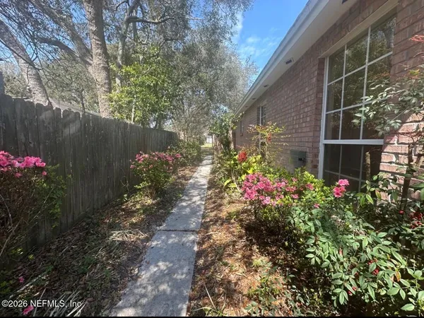 $2,700 | 12558 Glamdring Court, Jacksonville, FL 32225