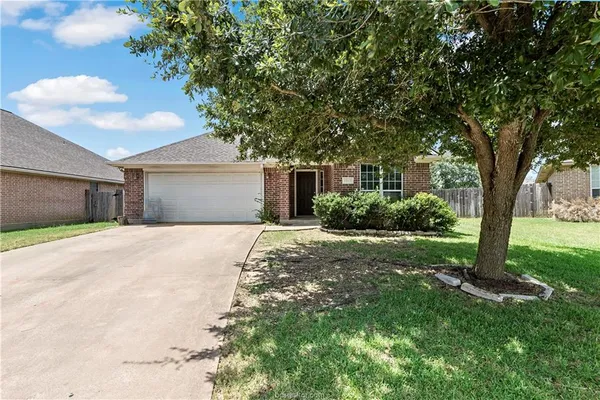 $2,000 | 1017 Bougainvillea Street, College Station, TX 77845