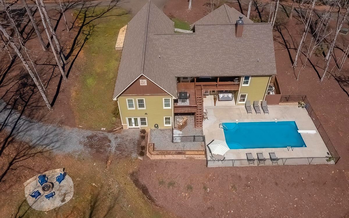 2630 Mountain Tops Road Blue Ridge, GA 30513 - Photo 1 of 4 Main View