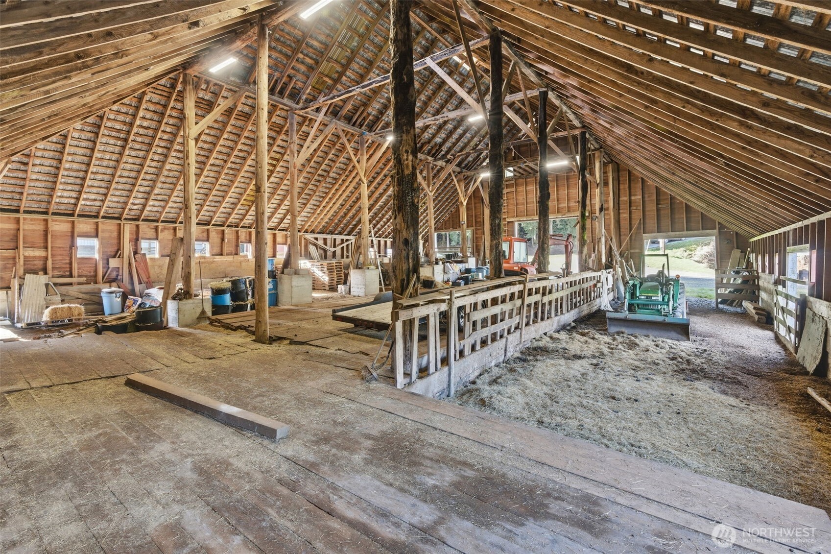 211 Echo Road Rochester, WA 98579 - Photo 26 of 39 a view of a backyard with pathway