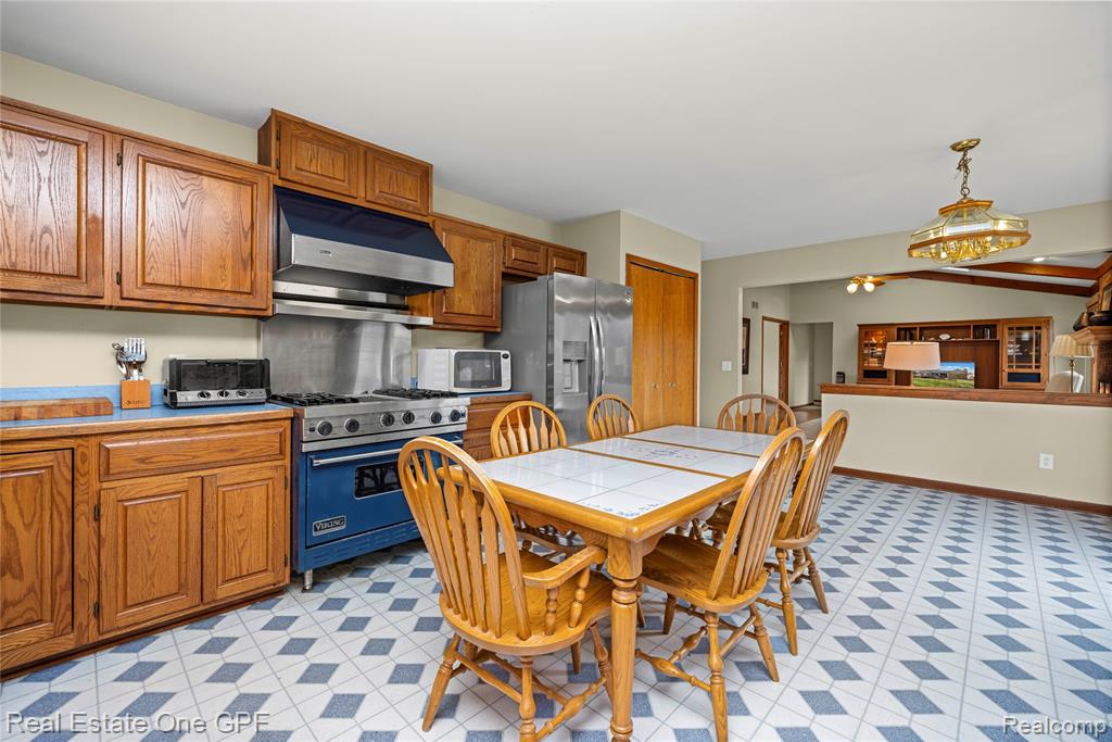 1135 Holmes Road Allenton, MI 48002 - Photo 18 of 59