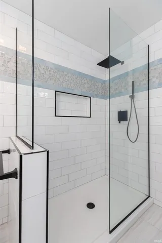 $469,900 | 8994 Calvin Circle, Newburgh, IN 47630