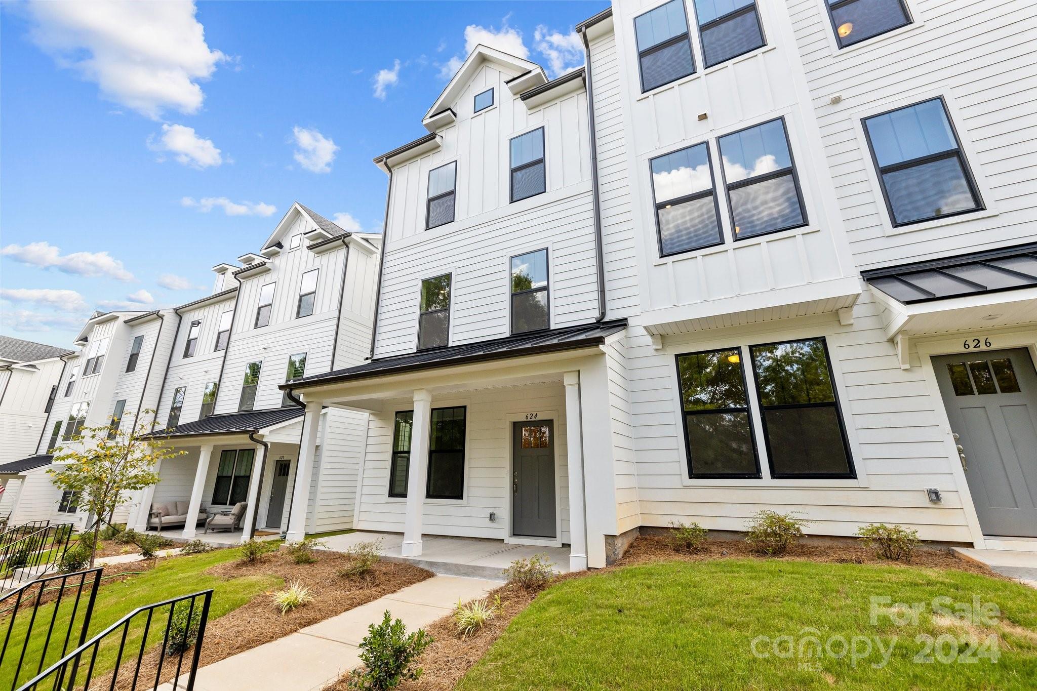 624 District Court, Unit 9 Fort Mill, SC 29708 - Photo 4 of 22 Gallery Image 4