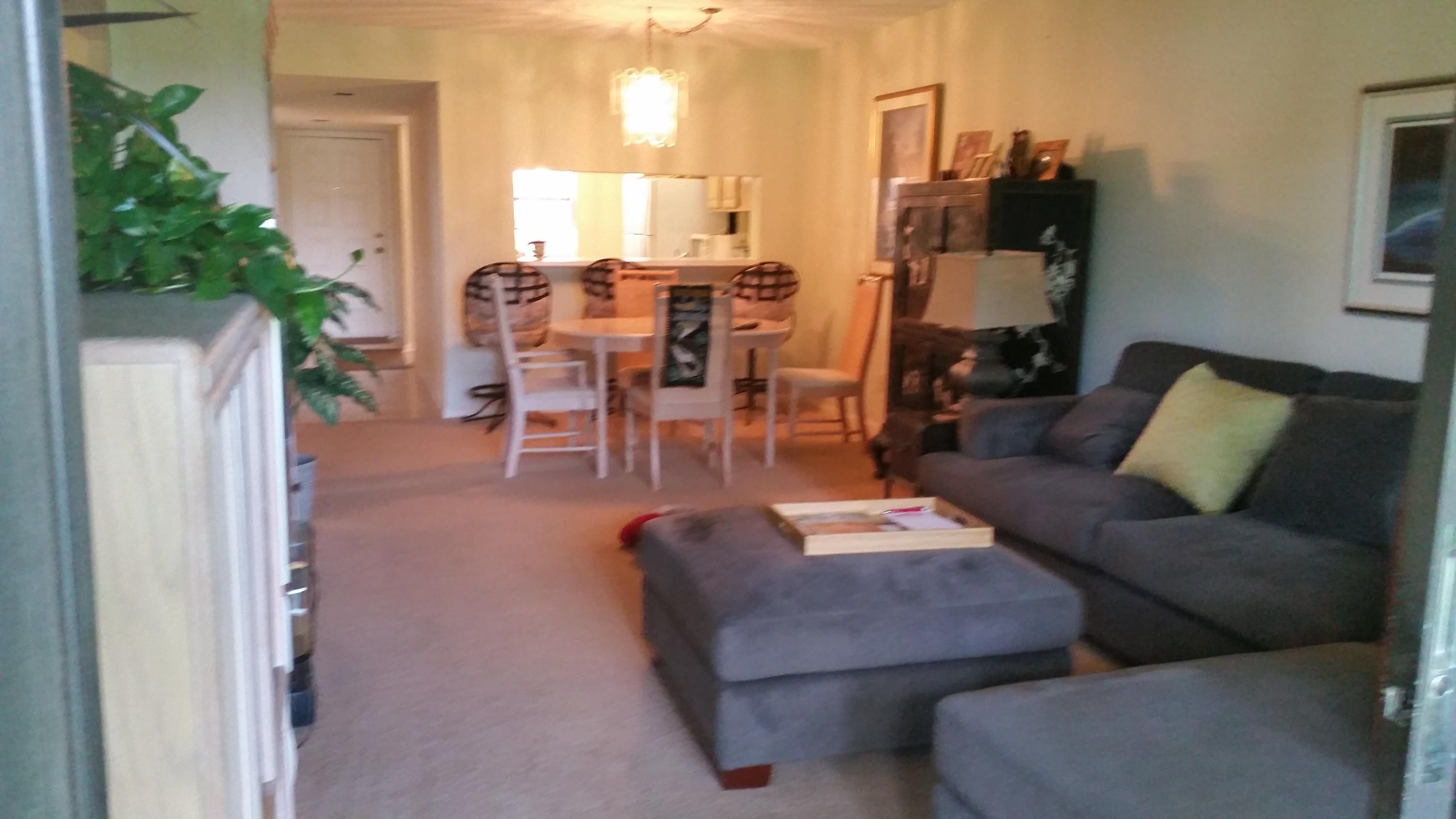 1001 Keystone Drive, Unit H Jupiter, FL 33458 - Photo 5 of 7 1001 keystone Dr H Liv Dining Rm