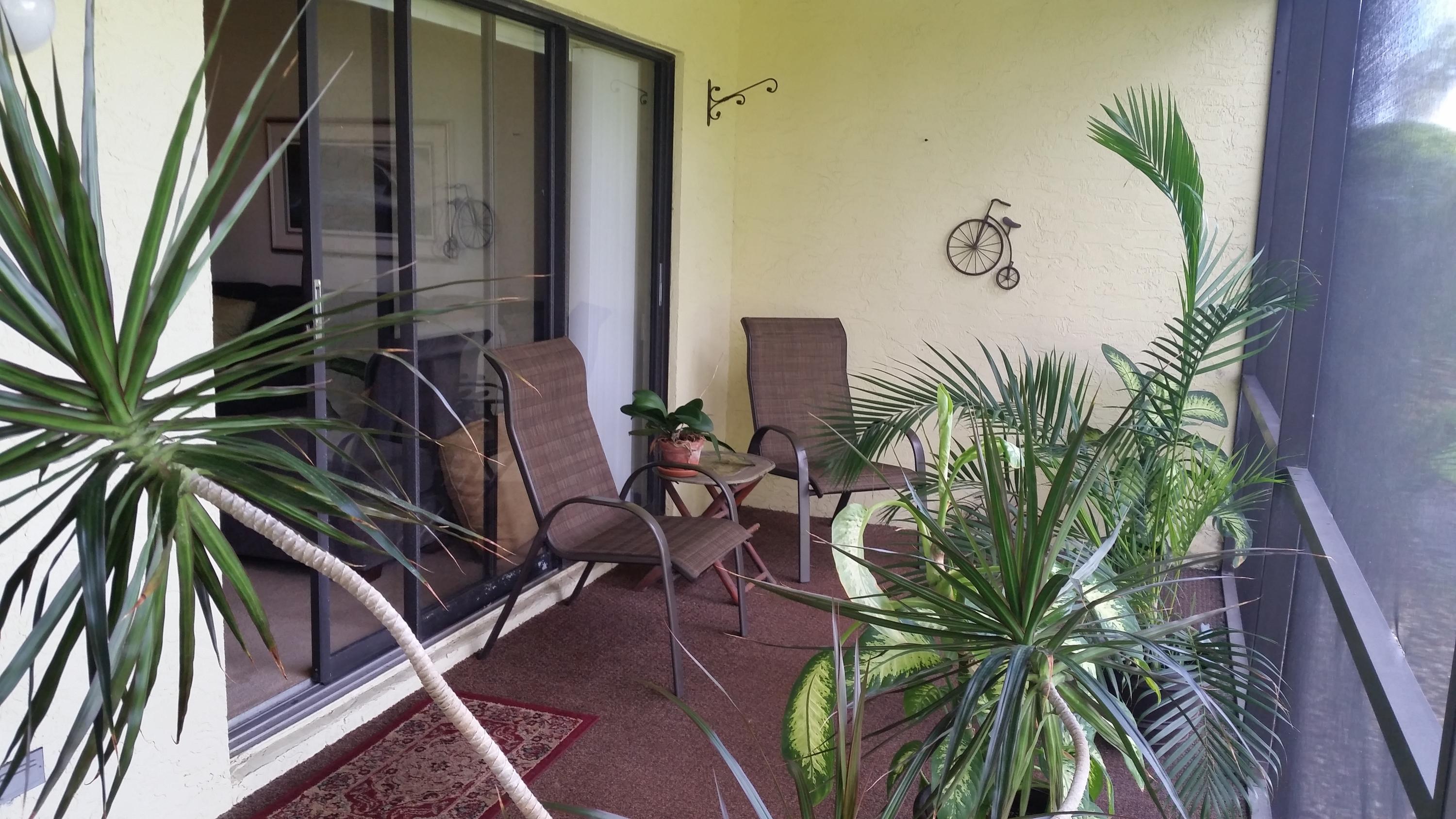 1001 Keystone Drive, Unit H Jupiter, FL 33458 - Photo 6 of 7 1001 Keystone Dr H Patio