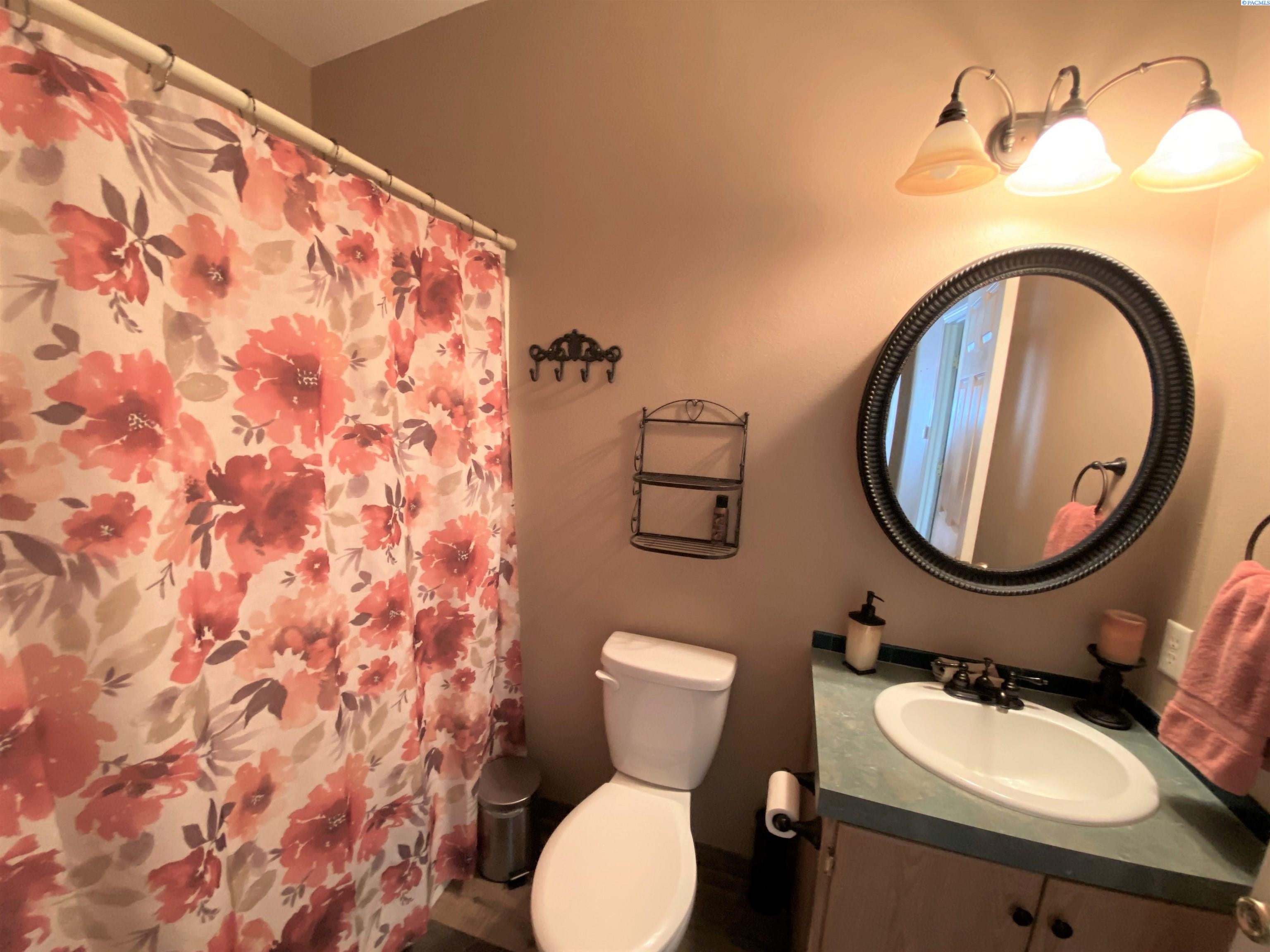 28404 East Ruppert Road Benton City, WA 99320 - Photo 24 of 42 Gallery Image 24