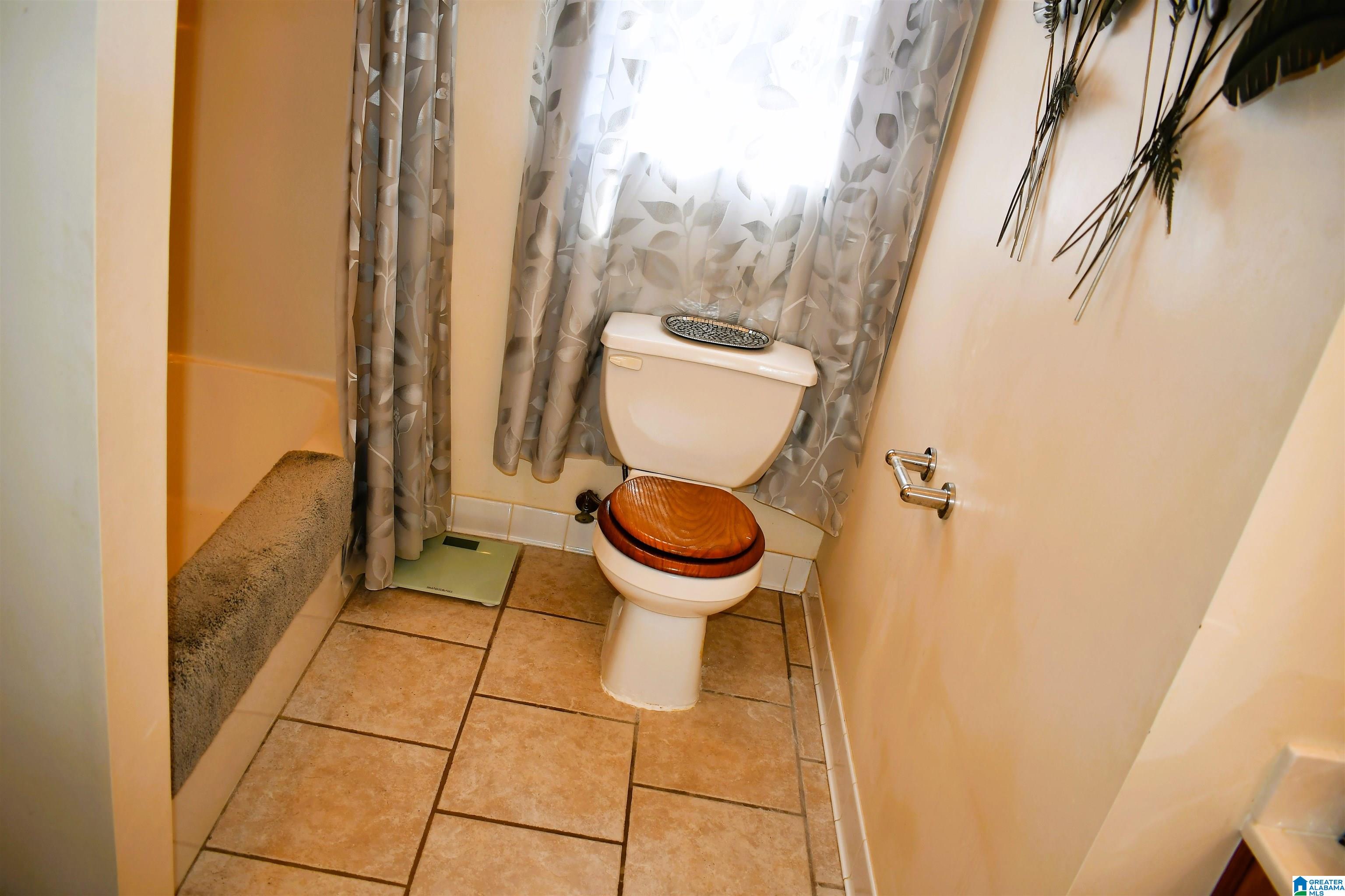 1700 Ridgefield Circle Birmingham, AL 35215 - Photo 27 of 36