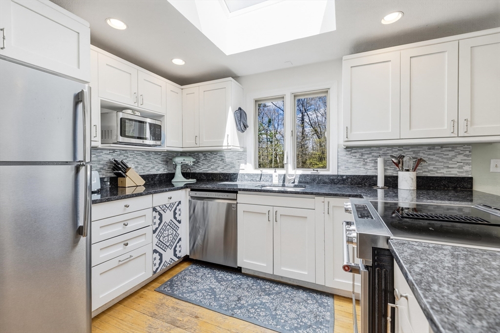 1360 Bay Road Amherst, MA 01002 - Photo 16 of 42 Gallery Image 16