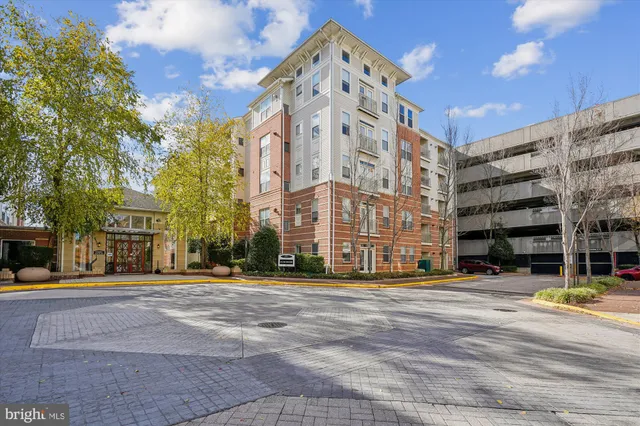 $510,000 | 9490 Virginia Center Boulevard, Unit 130, Vienna, VA 22181