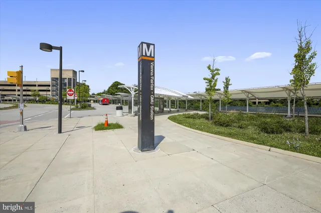 $510,000 | 9490 Virginia Center Boulevard, Unit 130, Vienna, VA 22181