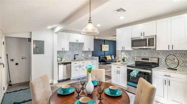 $3,200 | Undisclosed Address, Orlando, FL 32807