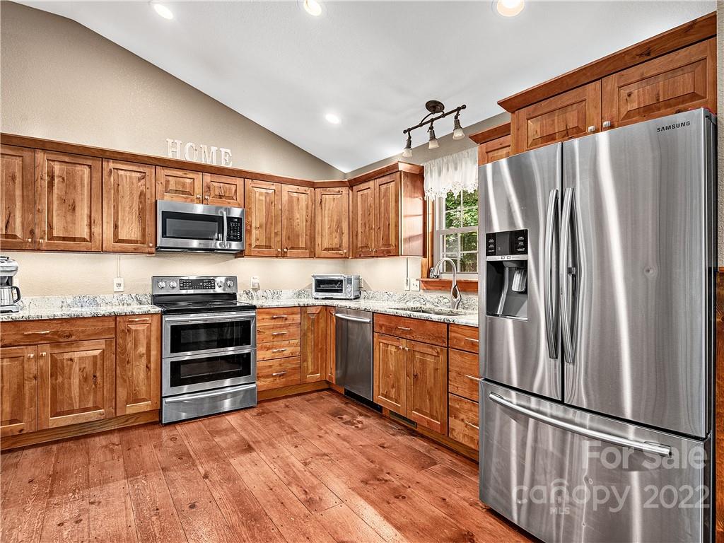 16 Brennan Ridge Alexander, NC 28701 - Photo 10 of 35 Gallery Image 10