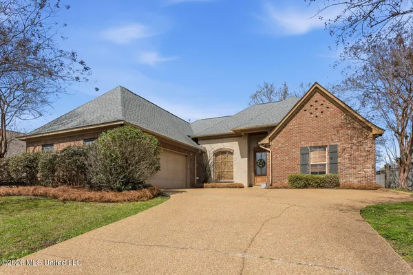 $340,000 | 206 Huntington Hollow, Brandon, MS 39047