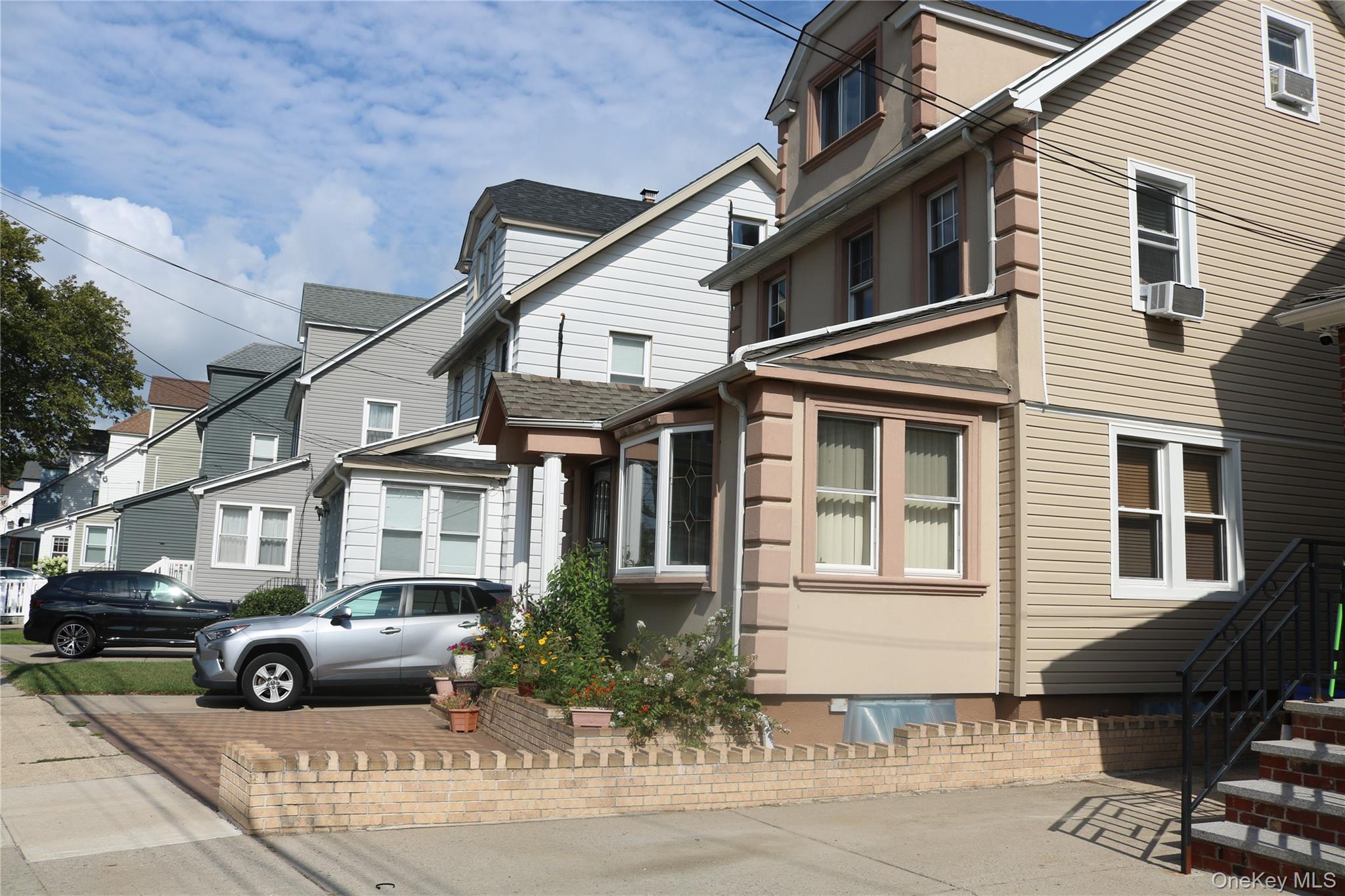 230-15 88th Avenue Queens, NY 11427 - Photo 3 of 29