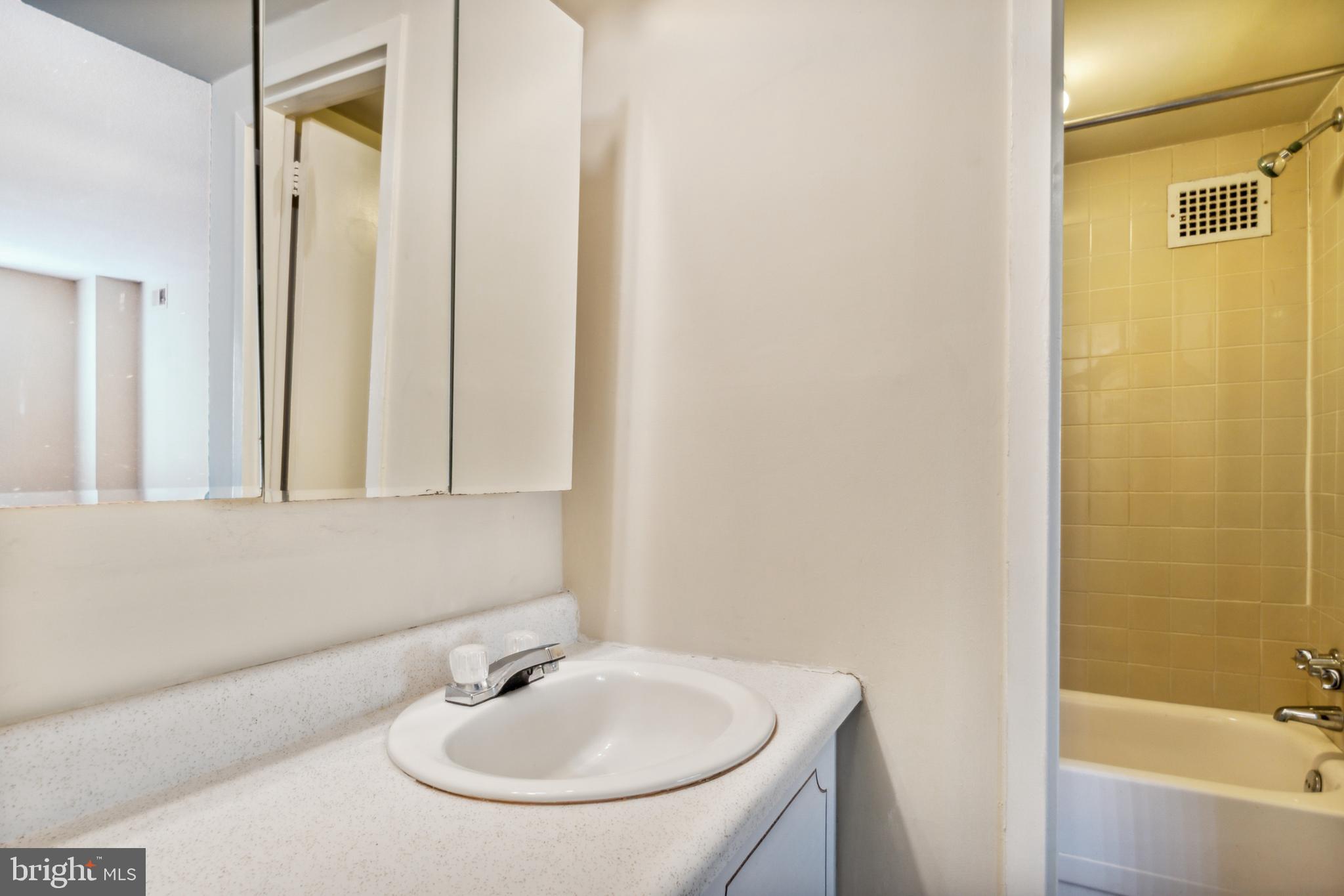 1836 Metzerott Road, Unit 222 Hyattsville, MD 20783 - Photo 22 of 24