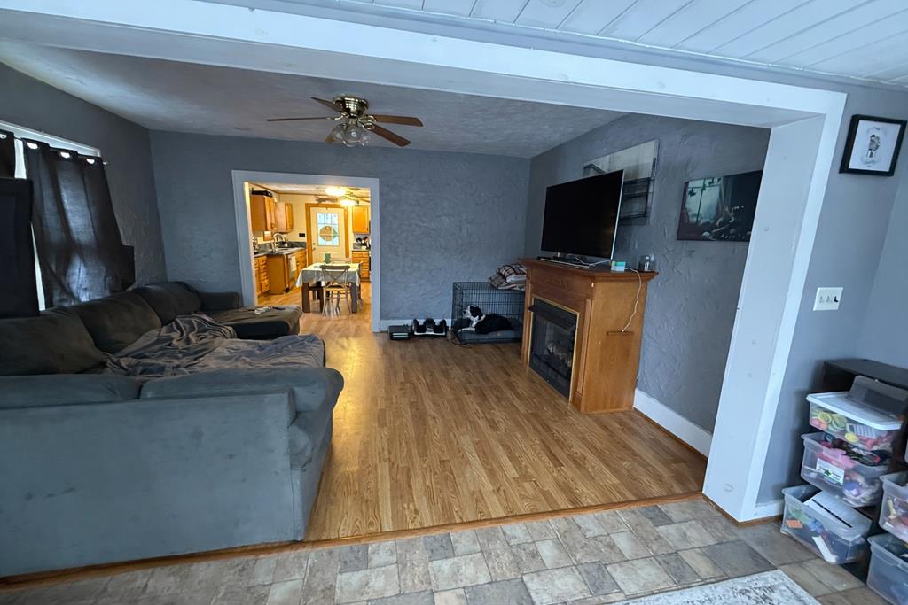 1118 Old Mercer Road Franklin, PA 16323 - Photo 11 of 30 Gallery Image 11