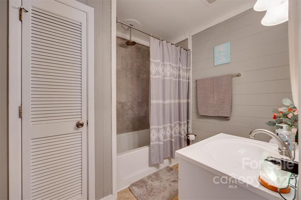 898 McGill Road Smyrna, SC 29743 - Photo 22 of 28 Gallery Image 22