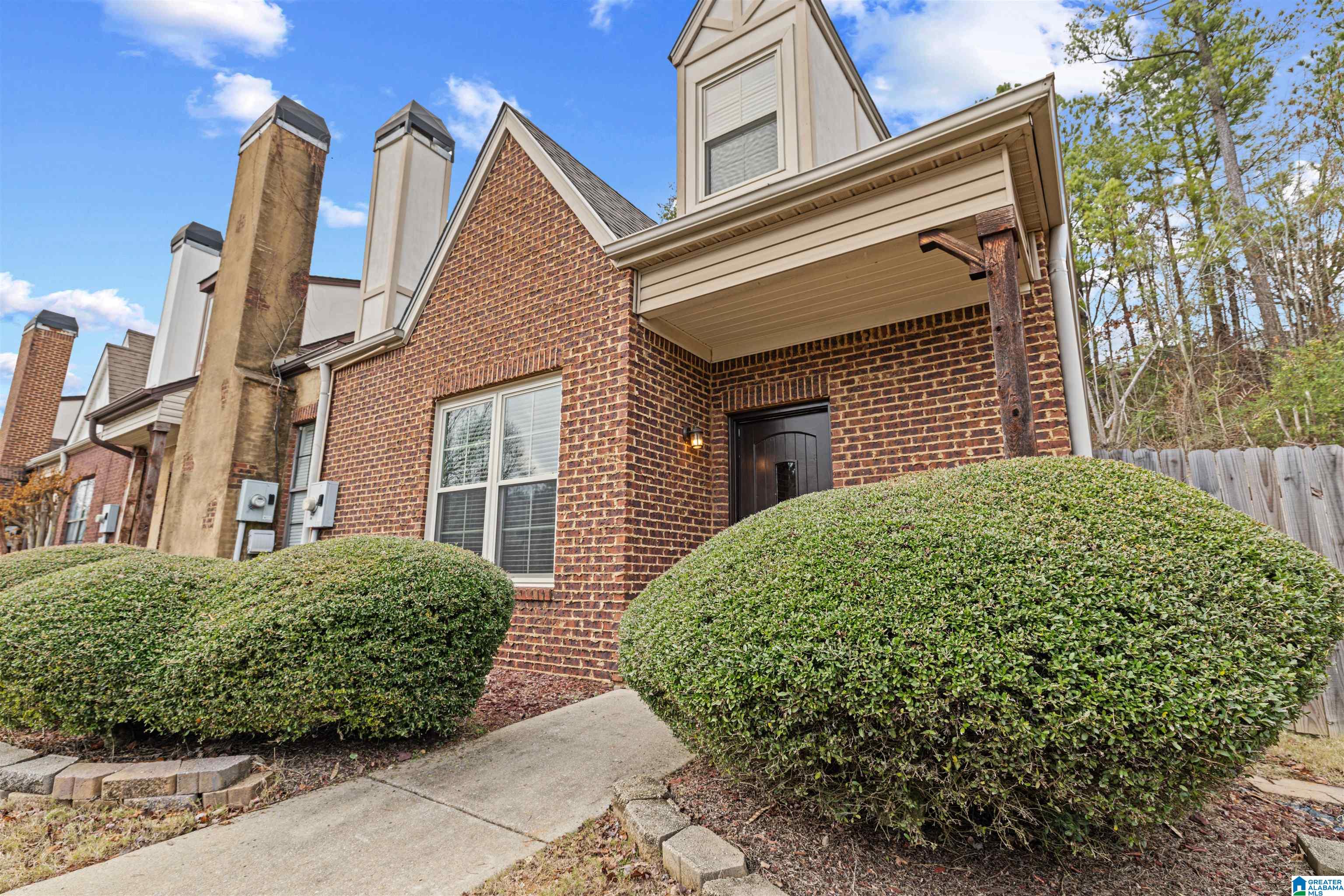 2340 Ridgemont Drive Birmingham, AL 35244 - Photo 3 of 18